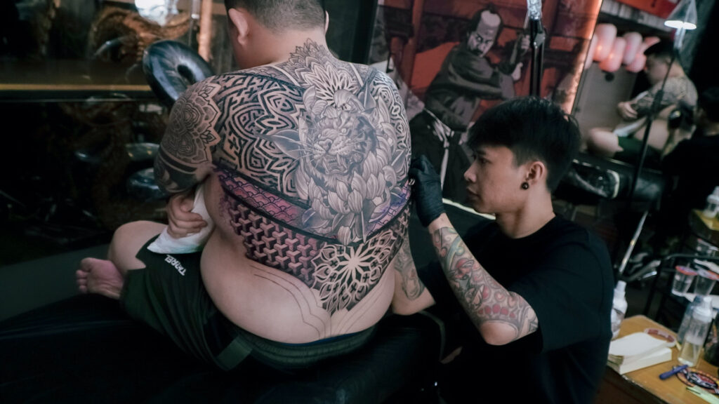 Retouching Old Tattoos,tattoo retouch