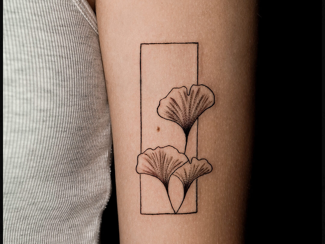 Fine Line Tattoo, feminine tattoos in Bali, Minimalist Tattoos in Bali